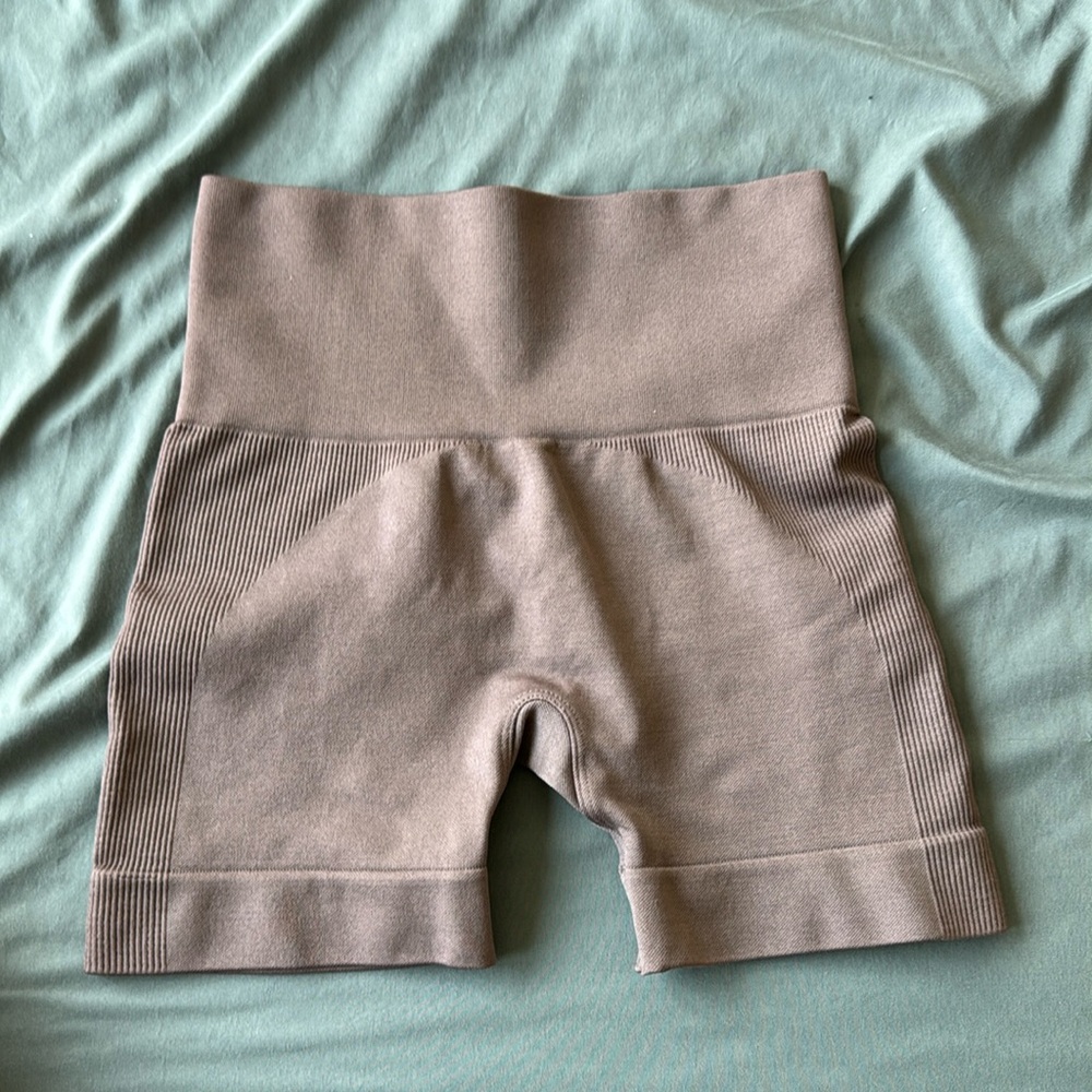 Set Active Sculptflex Bike Shorts sz XS in Pepper